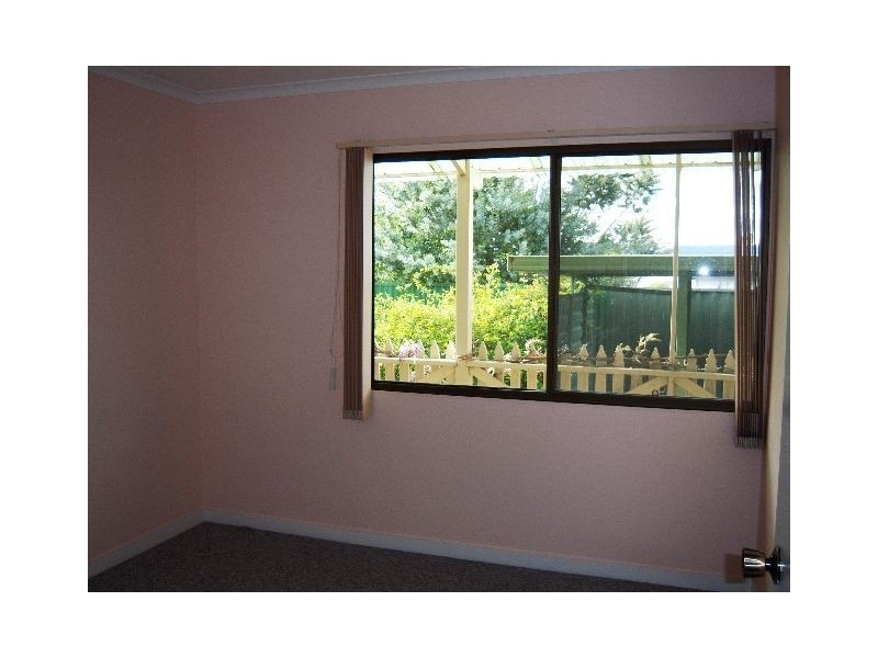 8 Midway Street, Midway Point TAS 7171