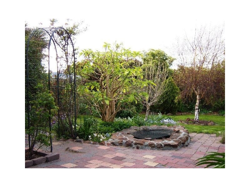 8 Midway Street, Midway Point TAS 7171