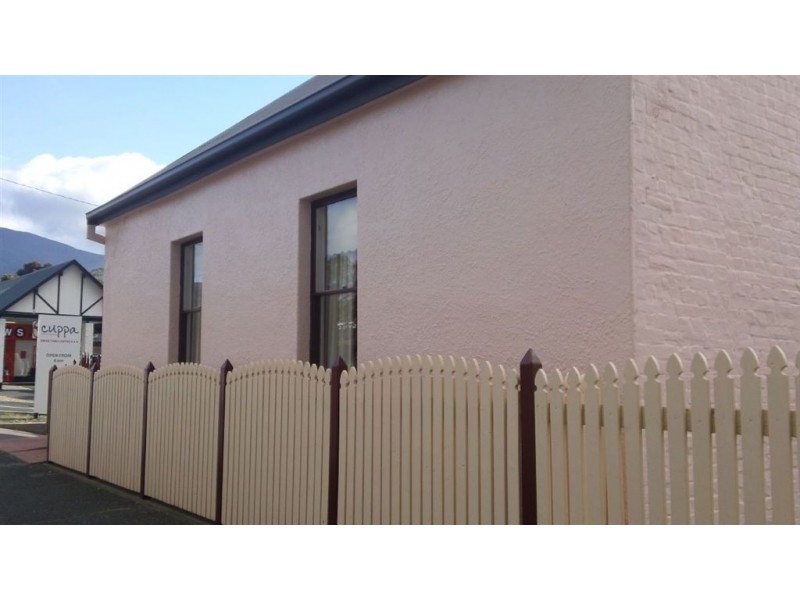 6a Risdon Road, New Town TAS 7008