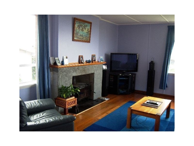10 Pekurn Crescent, Berriedale TAS 7011