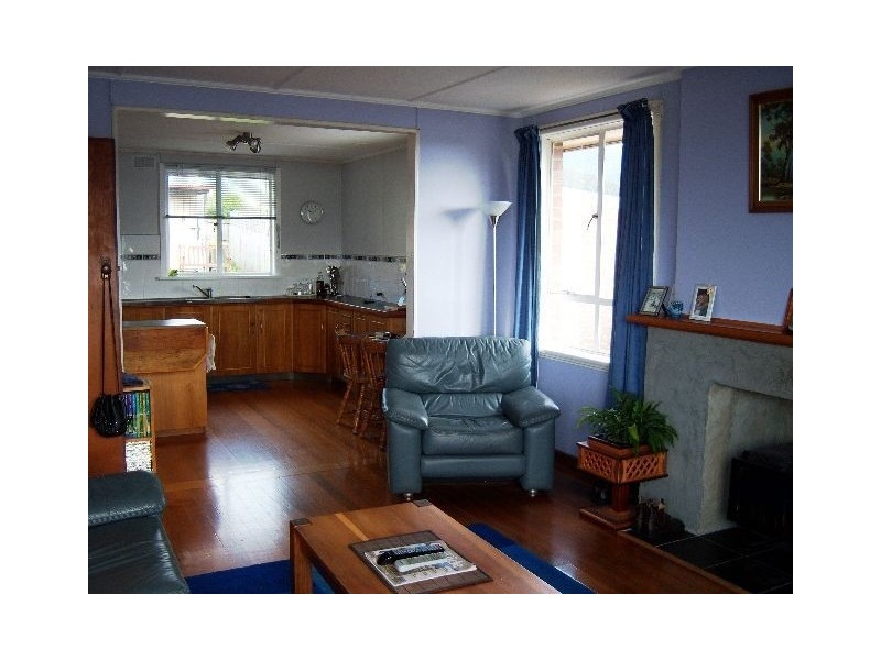 10 Pekurn Crescent, Berriedale TAS 7011