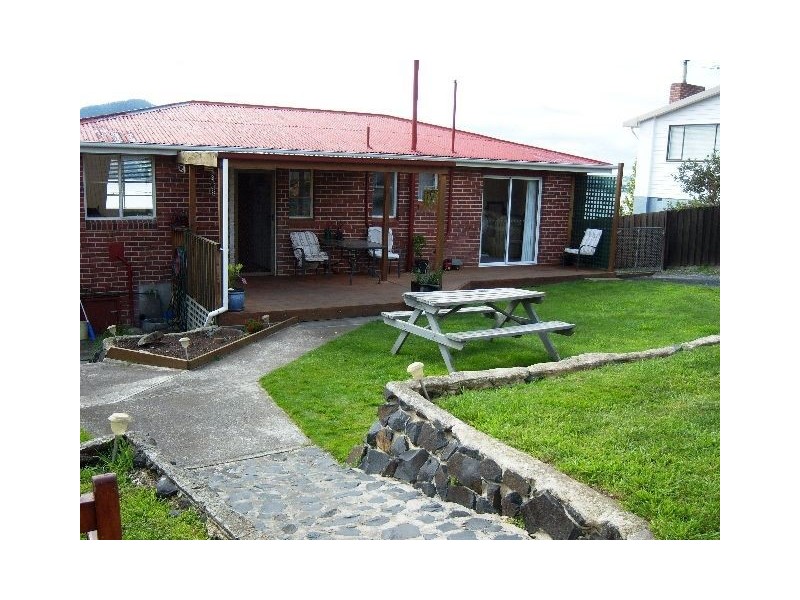 10 Pekurn Crescent, Berriedale TAS 7011