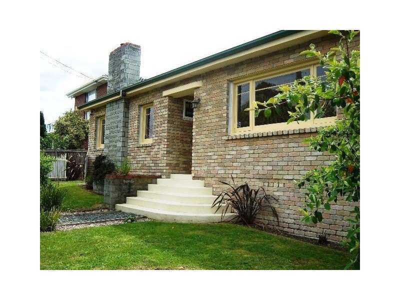 16 Dossiter Street, Bellerive TAS 7018