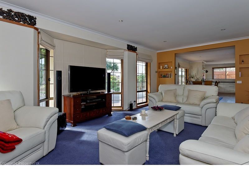 17 Seven Mile Beach Road, Seven Mile Beach TAS 7170