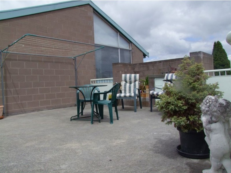 4/10 Lincoln Street, Lindisfarne TAS 7015
