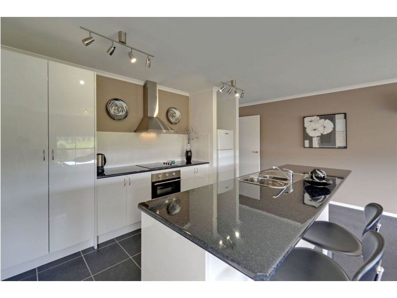 32 Glebe Hill Road, Howrah TAS 7018