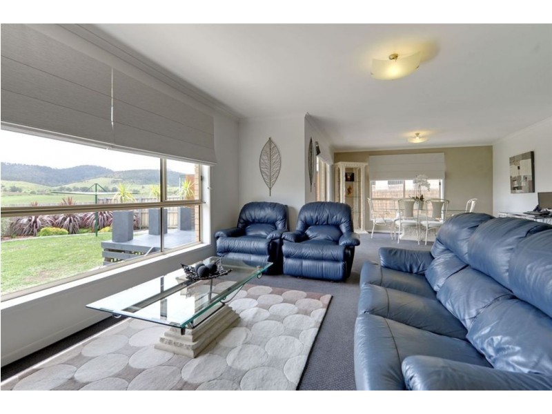 32 Glebe Hill Road, Howrah TAS 7018