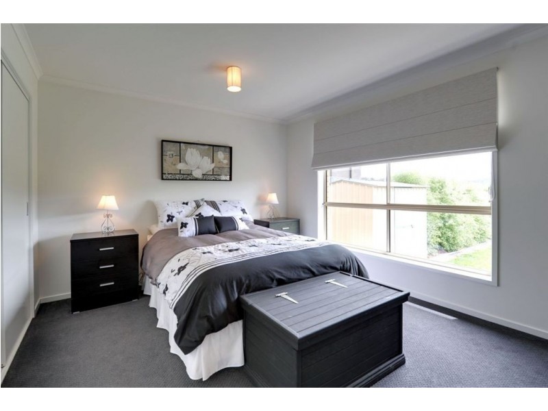 32 Glebe Hill Road, Howrah TAS 7018