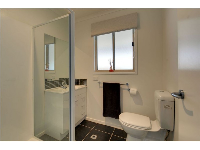 32 Glebe Hill Road, Howrah TAS 7018