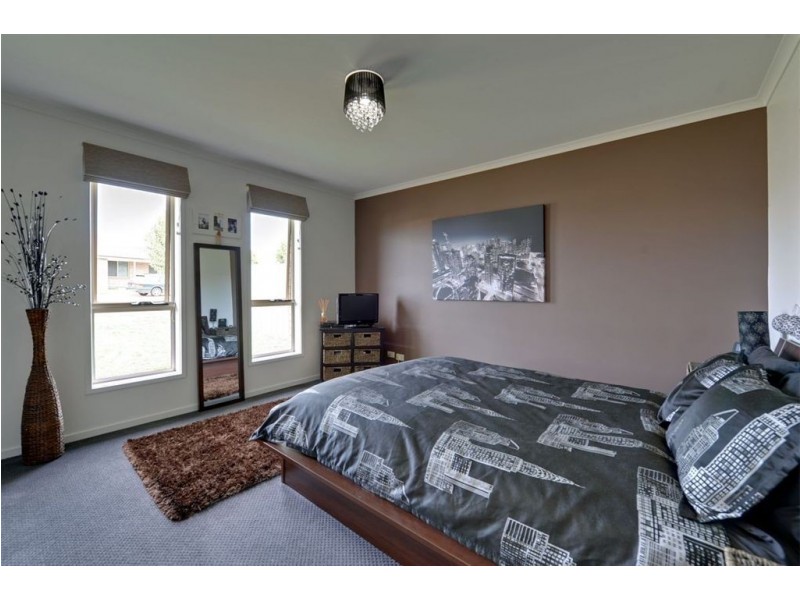 32 Glebe Hill Road, Howrah TAS 7018