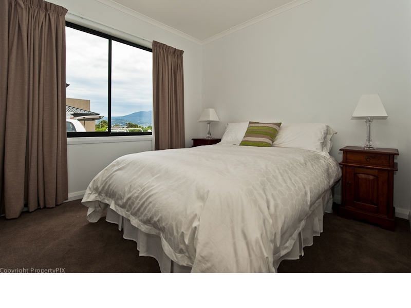 1/275 Clarence Street, Howrah TAS 7018