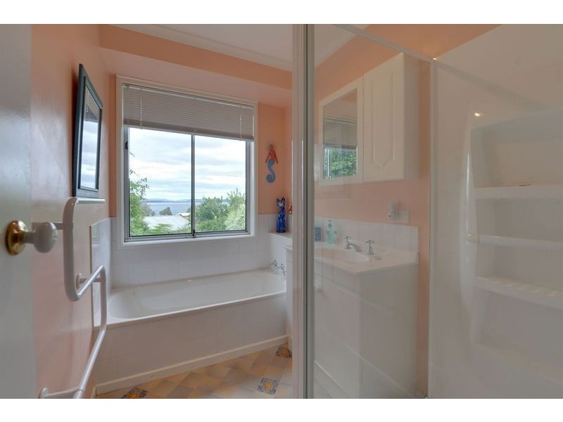 40 Mirramar Park, Blackmans Bay TAS 7052