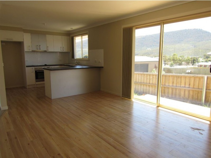 4 Leila Court, New Norfolk TAS 7140