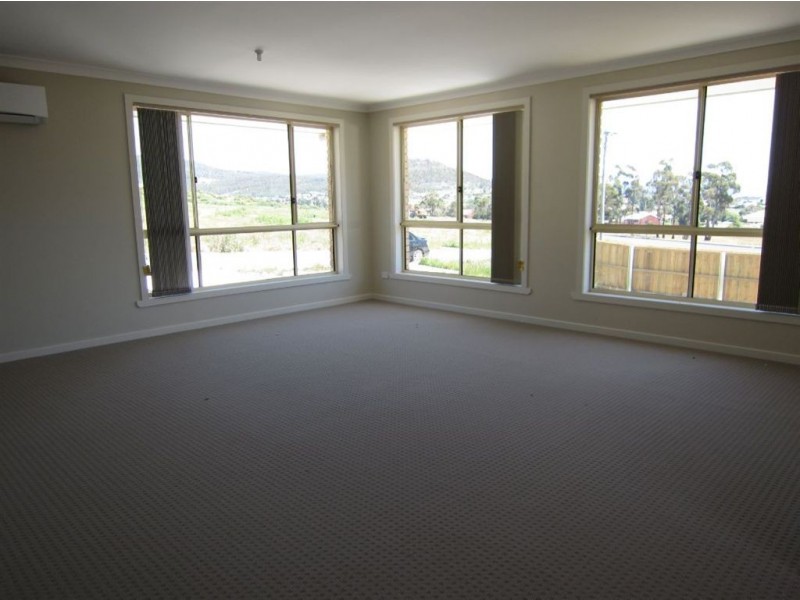 4 Leila Court, New Norfolk TAS 7140