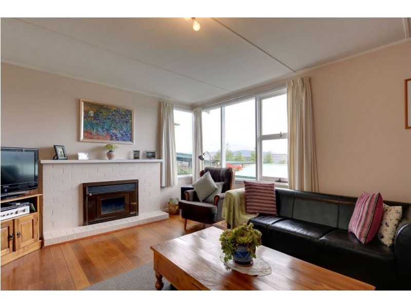 18 Akora Street, Mornington TAS 7018