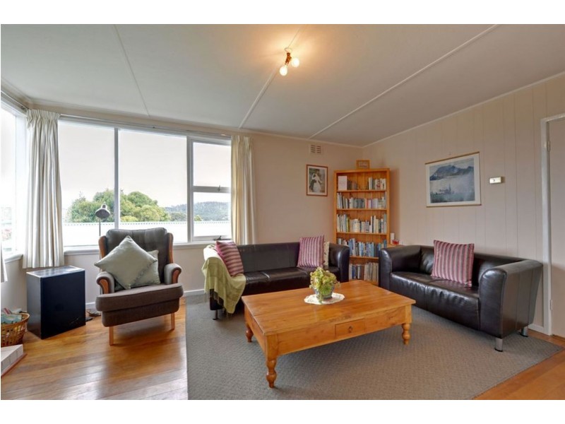 18 Akora Street, Mornington TAS 7018