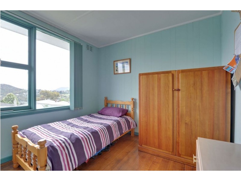 18 Akora Street, Mornington TAS 7018