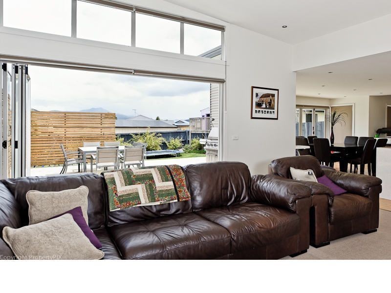 25 Henty Close, Old Beach TAS 7017