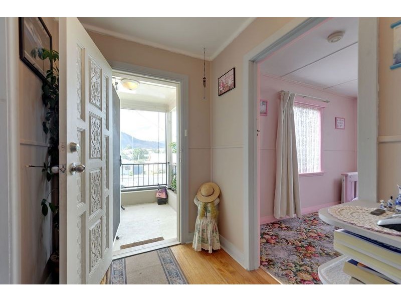 20 Laguna Place, Derwent Park TAS 7009
