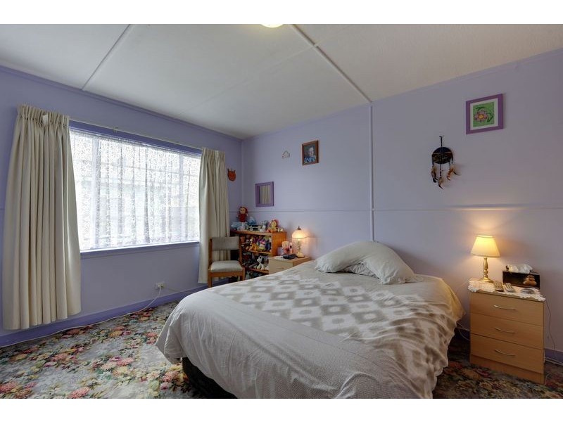 20 Laguna Place, Derwent Park TAS 7009