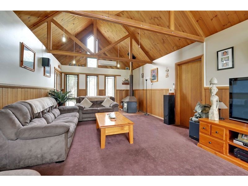 121 Seven Mile Beach Road, Seven Mile Beach TAS 7170