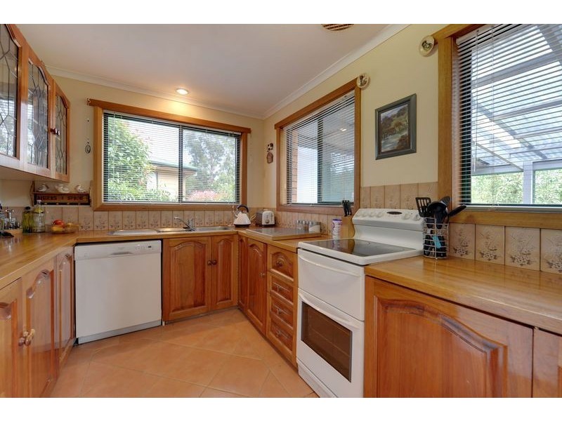 121 Seven Mile Beach Road, Seven Mile Beach TAS 7170