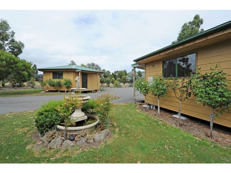121 Seven Mile Beach Road, Seven Mile Beach TAS 7170