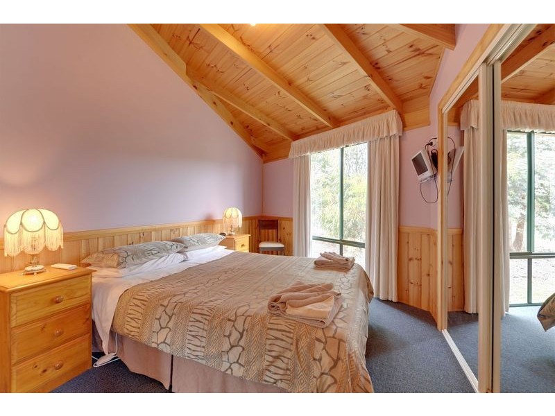 121 Seven Mile Beach Road, Seven Mile Beach TAS 7170
