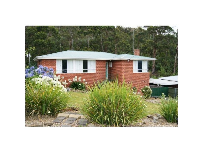 4 Erskine Street, Claremont TAS 7011
