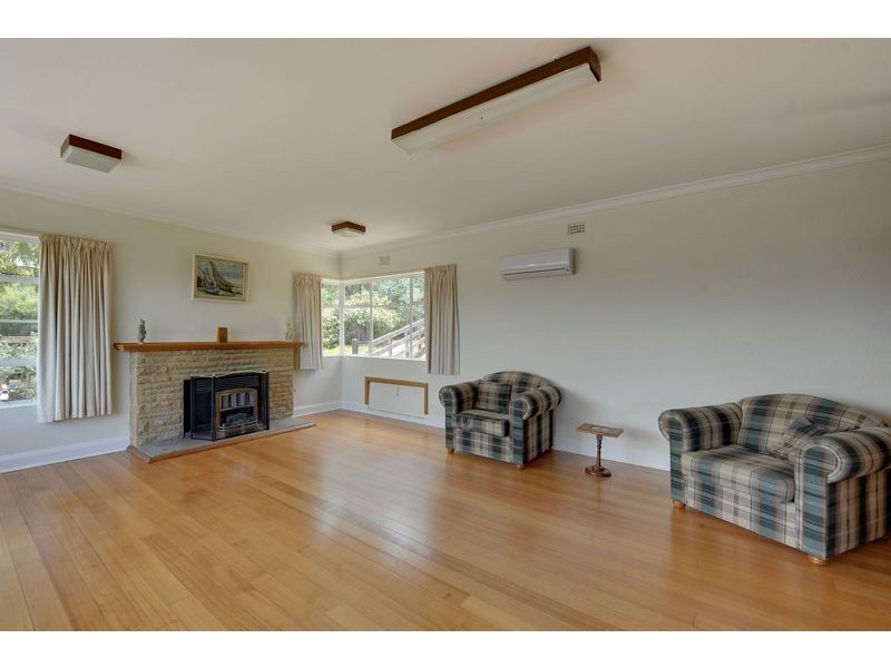 114a Karoola Road, Lindisfarne TAS 7015