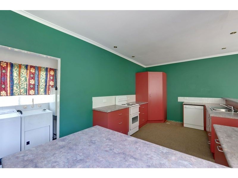 114a Karoola Road, Lindisfarne TAS 7015