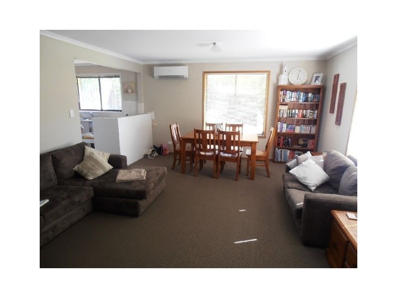 2/8 Paringa Road, Glenorchy TAS 7010