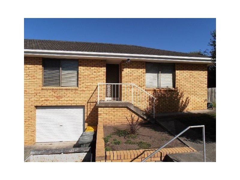 2/8 Paringa Road, Glenorchy TAS 7010