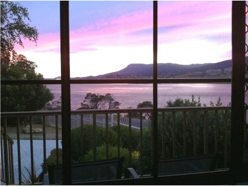 14-16 Barton Crescent, Bridgewater TAS 7030