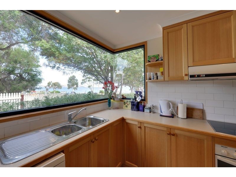 50 Queen Street, Bellerive TAS 7018