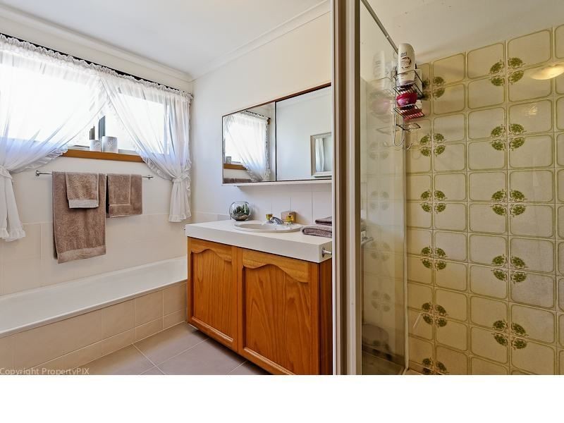 1/21 Golf Links Road, Geilston Bay TAS 7015