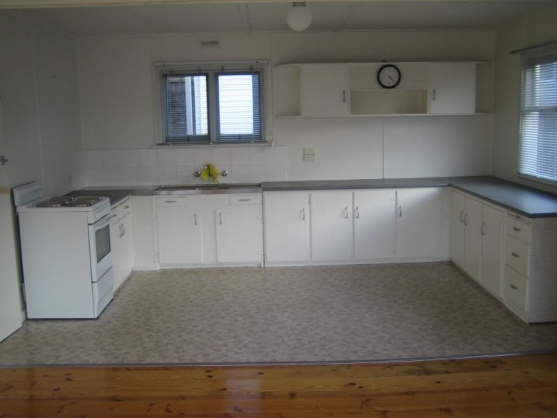 7 Sunnyside Road, Lindisfarne TAS 7015