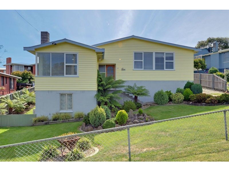 34 Binalong Road, Mornington TAS 7018