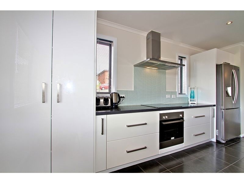 6 Bonnett Place, Mornington TAS 7018