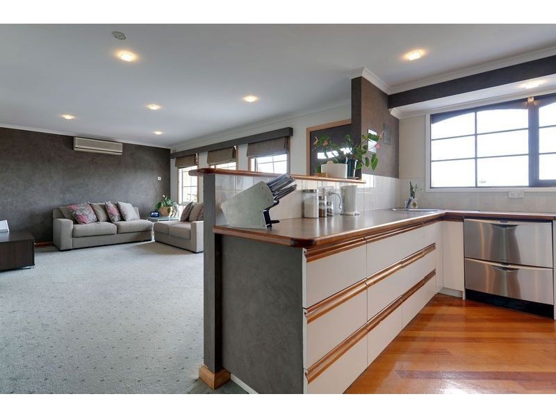237 Channel Highway, Taroona TAS 7053