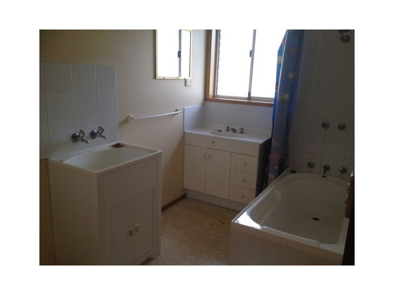 22/23b Cadbury Road, Claremont TAS 7011