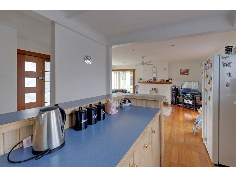 383 Brooker Highway, Lutana TAS 7009