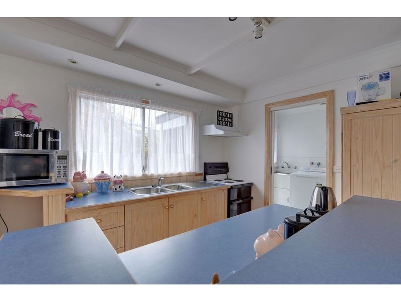 383 Brooker Highway, Lutana TAS 7009