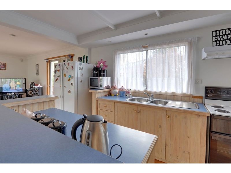 383 Brooker Highway, Lutana TAS 7009