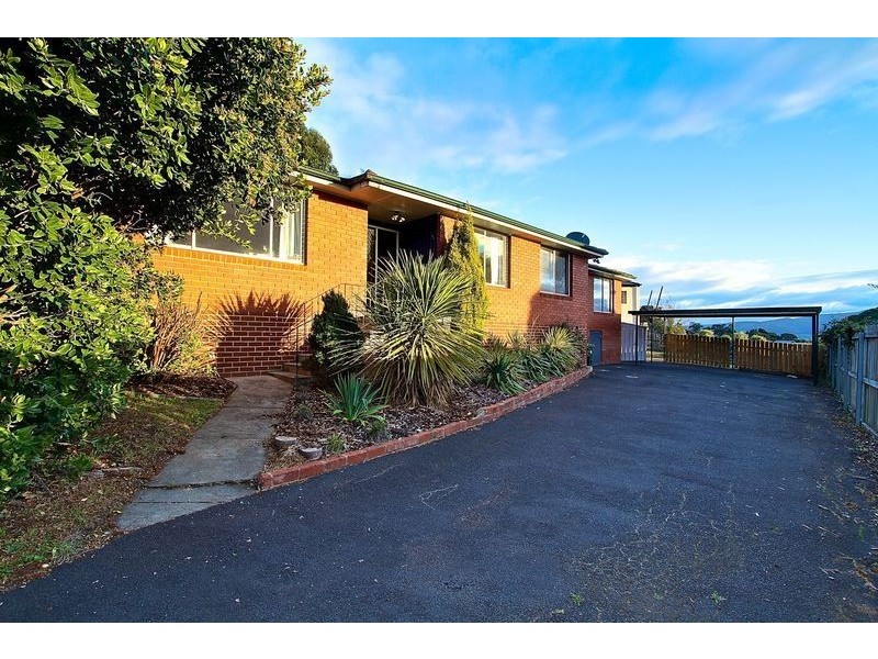 5 Binalong road, Mornington TAS 7018