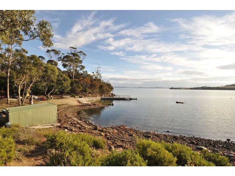 645 Sommers Bay Road, Murdunna TAS 7178