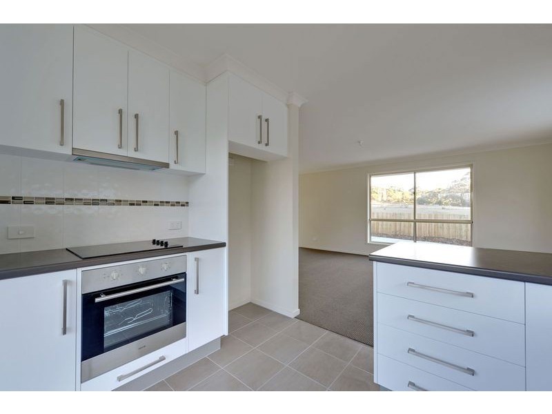 2/946 Cambridge Road, Cambridge TAS 7170