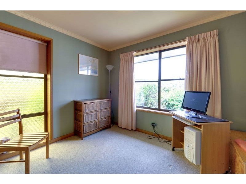 19 Salacia Avenue, Howrah TAS 7018
