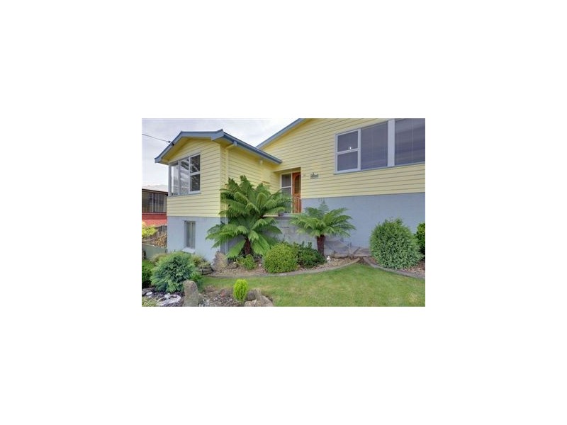 34 Binalong Road, Mornington TAS 7018