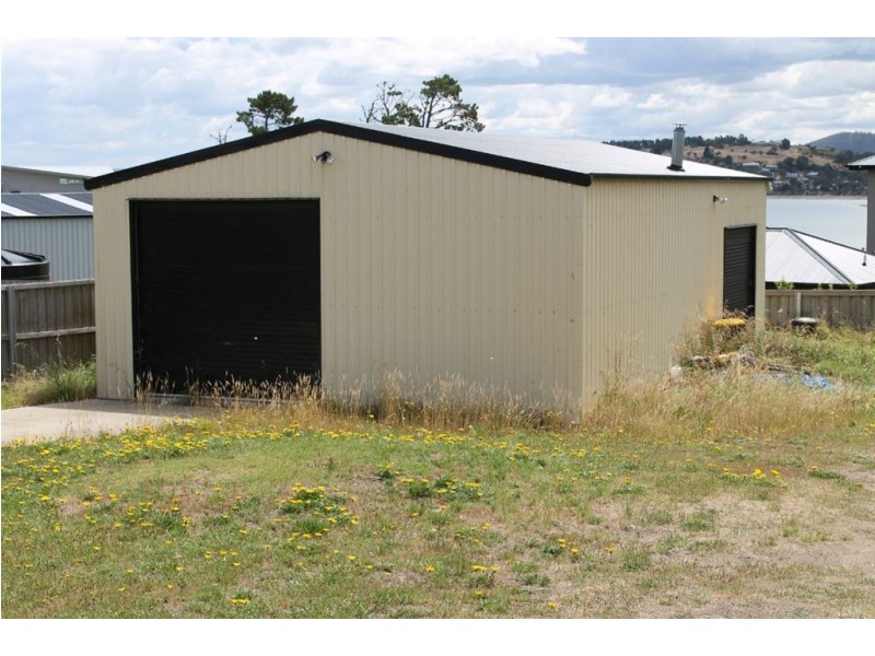 19 Fourth Avenue, Dodges Ferry TAS 7173